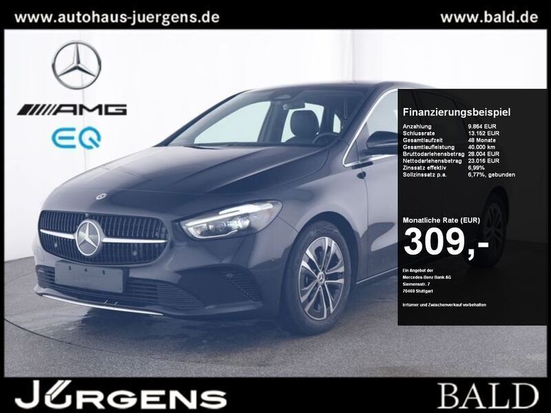 Schwarz kosmosschwarz metallic Gebraucht 2024 Mercedes B200 Progressive Van / Kleinbus | 32.840 € (Fairer Preis) - Bild 1/4