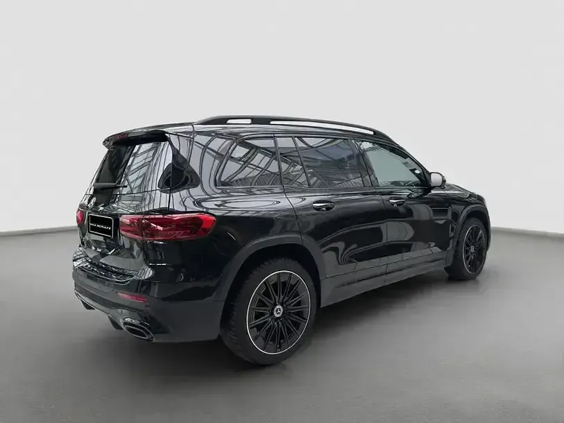 Gebraucht Mercedes GLB200 AMG 150 PS (110 kW) 2025 Kosmosschwarz (metallic) SUV