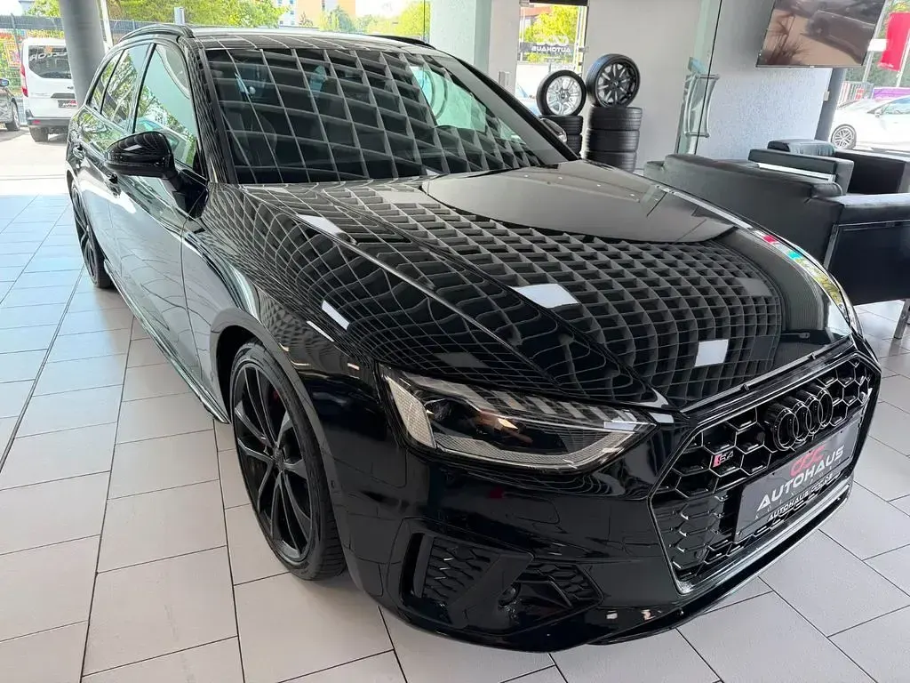 Gebraucht Audi S4 Ambiente 347 PS (255 kW) 2020 Mythosschwarz Kombi