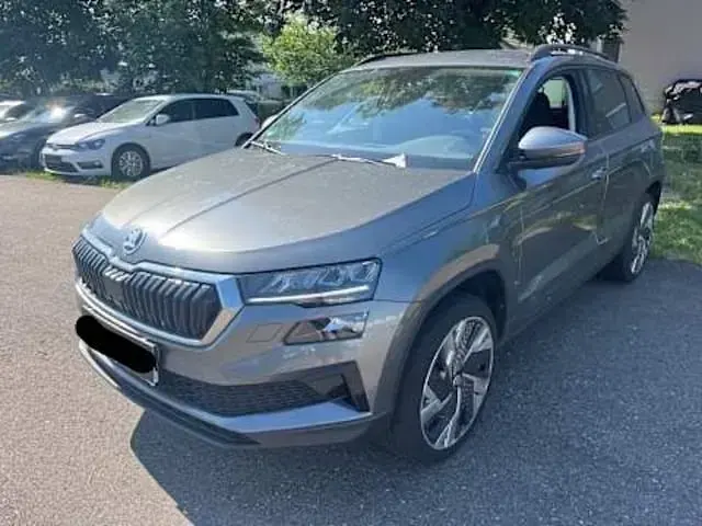 Gebraucht Skoda Karoq Ambition 150 PS (110 kW) 2023 Grau SUV