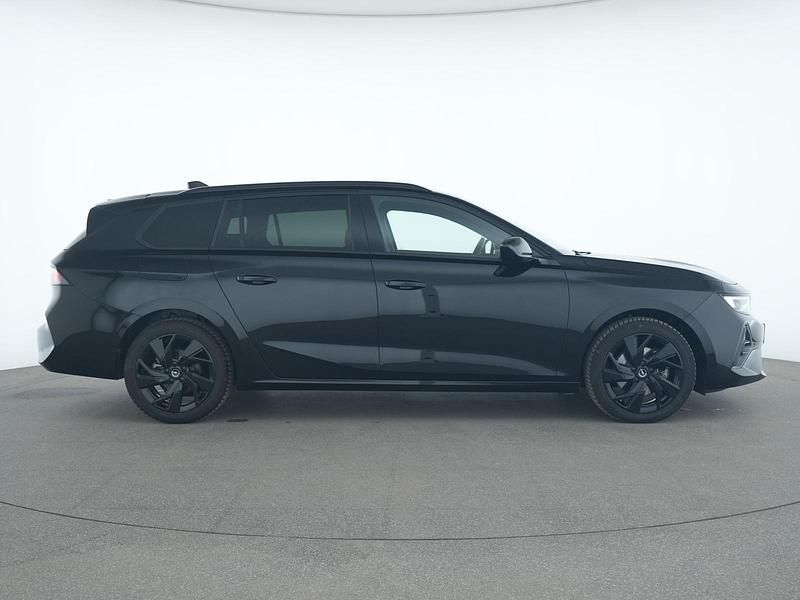 Gebraucht Opel Astra 131 PS (96 kW) 2024 Schwarz Kleinwagen