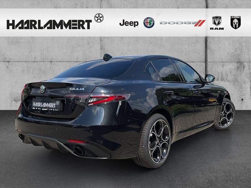 Neu Alfa Romeo Giulia Veloce 280 PS (205 kW) 2025 Schwarz Limousine