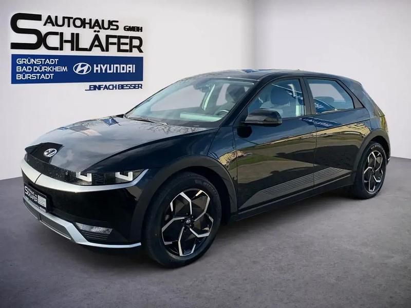 Phantom black / mic Gebraucht 2022 Hyundai Ioniq 6 Limousine | 25.980 € (Superpreis) - Bild 1/1