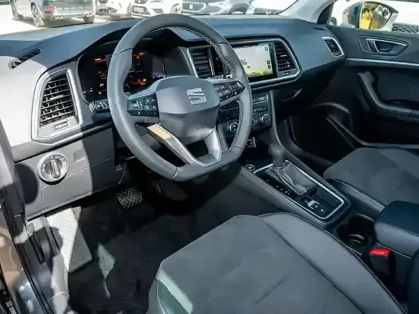 Nouvelle Seat Ateca 150 ch (110 kW) 2026 Gris SUV