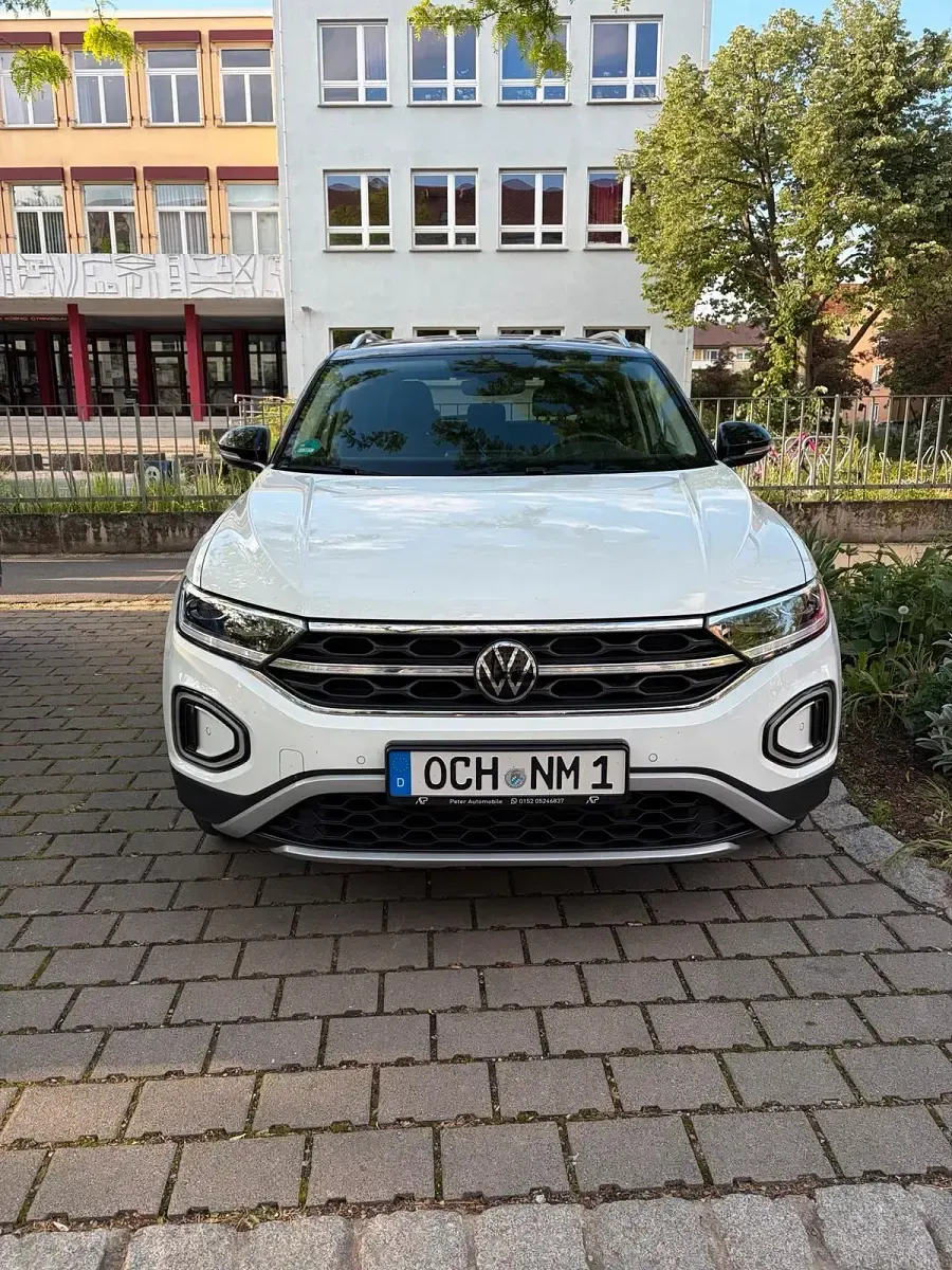 Gebraucht VW T-Roc 150 PS (110 kW) 2022 Weiß SUV