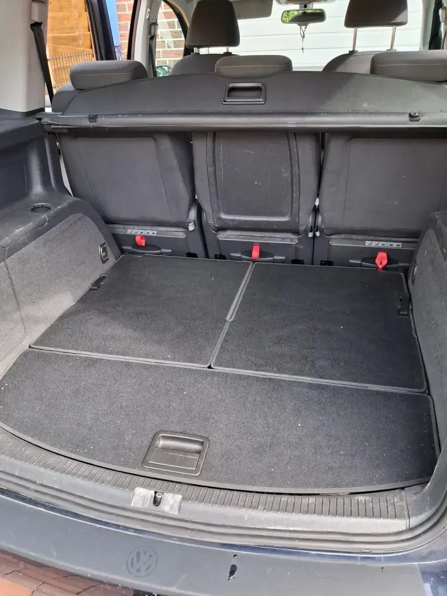 Używany VW Touran Style 140 KM (102 kW) 2012 Niebieski Minivan