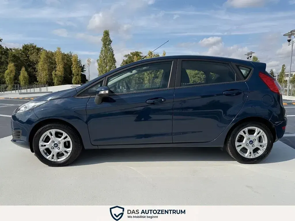 Gebraucht Ford Fiesta SYNC Edition 60 PS (44 kW) 2014 Blau Kleinwagen
