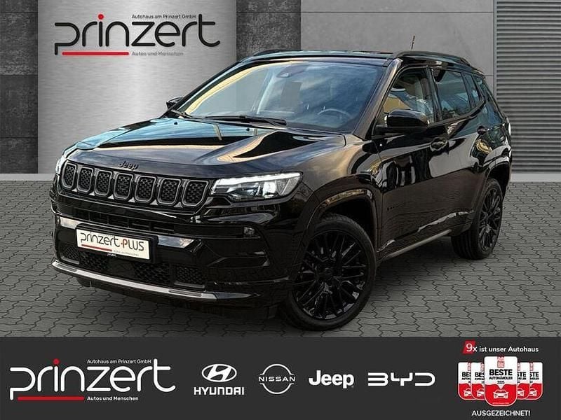 Gebraucht Jeep Compass 131 PS (96 kW) 2023 Solid black SUV