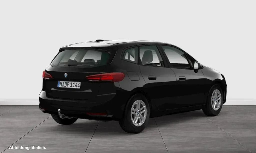 Gebraucht BMW 218 Active Tourer Efficient Dynamics 136 PS (100 kW) 2023 Schwarz Van / Kleinbus