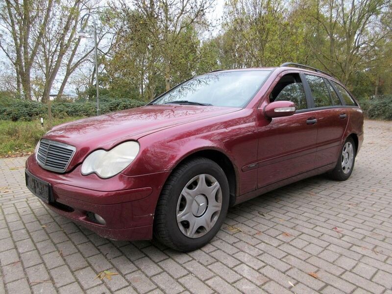 Gebraucht Mercedes C180 129 PS (94 kW) 2001 Rot Kombi