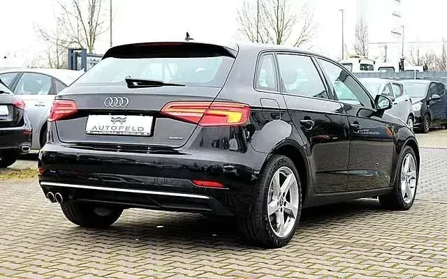 Gebraucht Audi A3 Sport 184 PS (135 kW) 2017 Schwarz Limousine