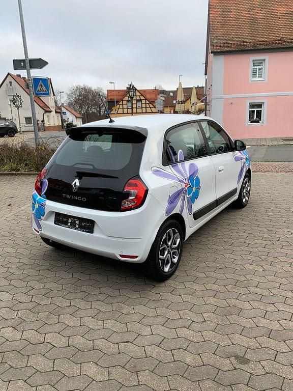 Gebraucht Renault Twingo Equilibre 65 PS (47 kW) 2023 Weiß Kleinwagen