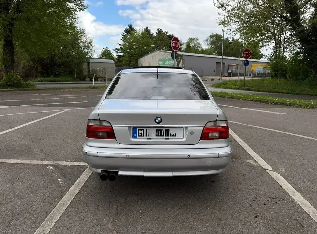 Używany BMW 520 170 KM (125 kW) 2003 Srebrny Sedan/Limuzyna