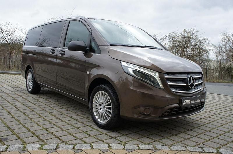 Gebraucht Mercedes Vito 190 PS (139 kW) 2016 Braun Van