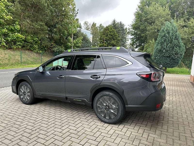 Neu Subaru Outback Exclusive+ 169 PS (124 kW) 2026 Magnetite grey Kombi