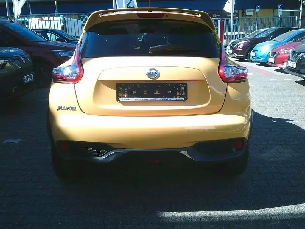 Gebraucht Nissan Juke Acenta 113 PS (83 kW) 2015 Gelb SUV