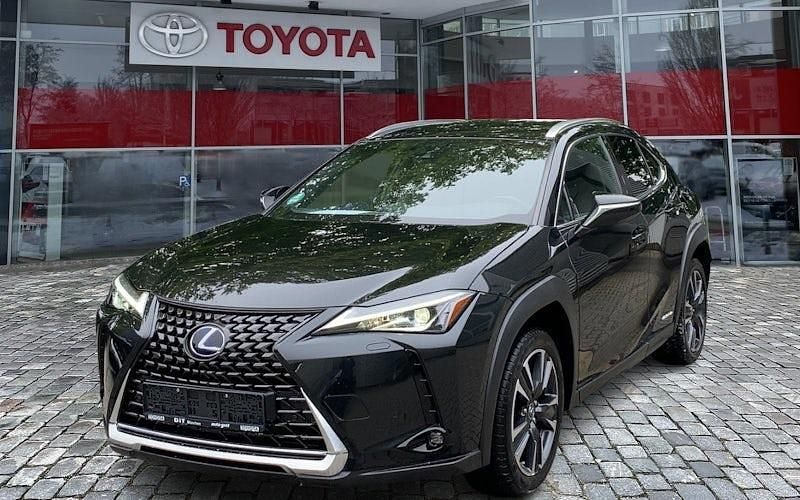 Schwarz Gebraucht 2025 Lexus UX SUV | 25.990 € - Bild 1/4