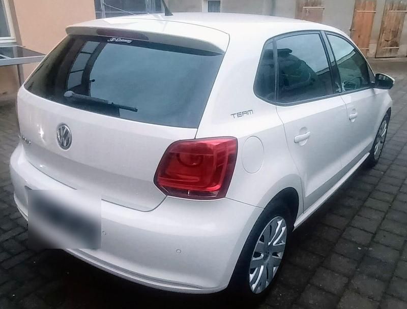 Gebraucht VW Polo Team 105 PS (77 kW) 2010 Weiß Kleinwagen