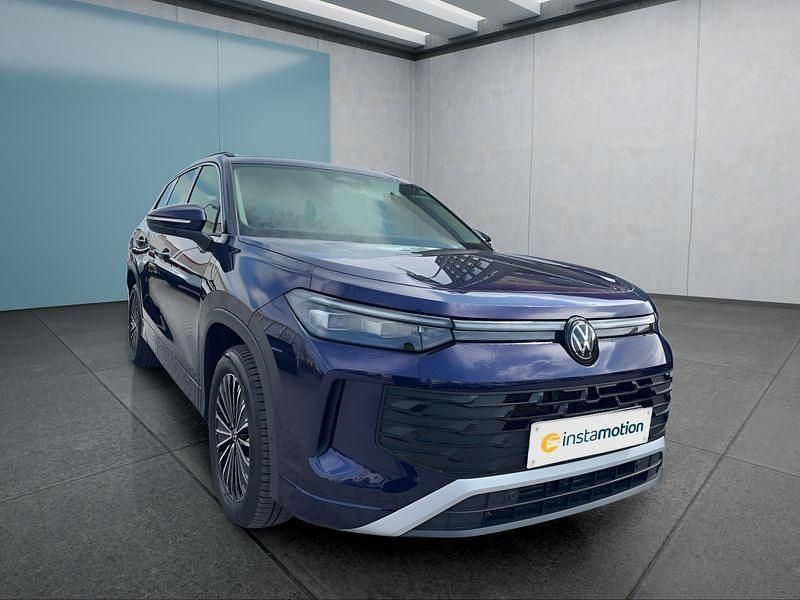Używany VW Tayron 150 KM (110 kW) 2025 Purpurowy SUV