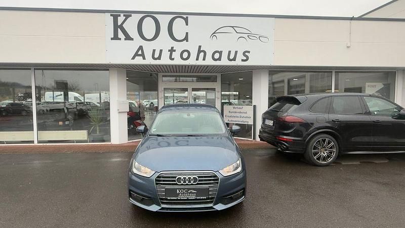 Blau Gebraucht 2017 Audi A1 Sportback Sport Kleinwagen | 15.200 € (Fairer Preis) - Bild 1/4