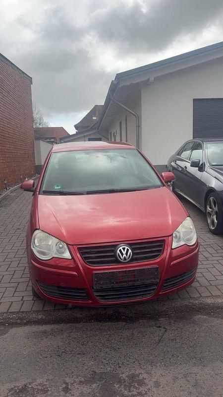 Gebraucht VW Polo 75 PS (55 kW) 2006 Rot Kleinwagen