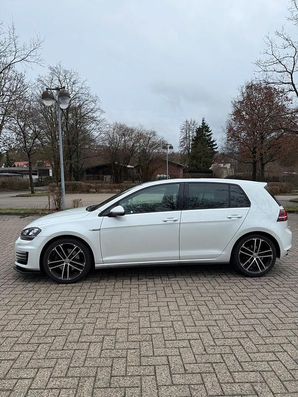 Gebraucht VW Golf VII GTD 184 PS (135 kW) 2016 Weiß Limousine