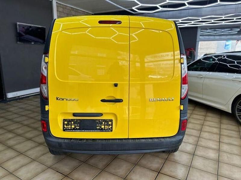 Gebraucht Renault Rapid 75 PS (55 kW) 2018 Gelb Limousine