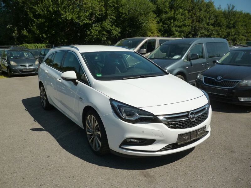 Weiß Gebraucht 2016 Opel Astra Innovation Kombi | 7.850 € (Superpreis) - Bild 1/4