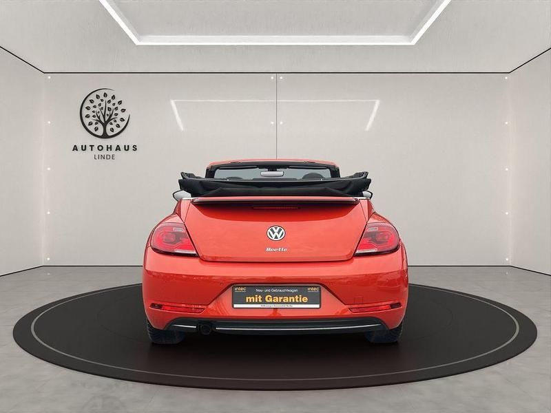 Gebraucht VW Beetle Cabriolet Design 105 PS (77 kW) 2018 Orange Cabrio