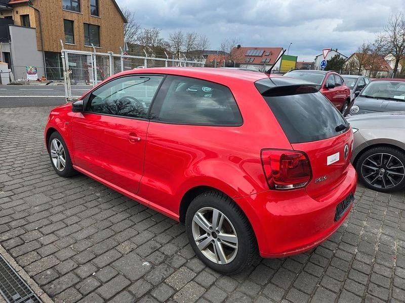 Second-hand VW Polo 90 CP (66 kW) 2012 Roșu Hatchback