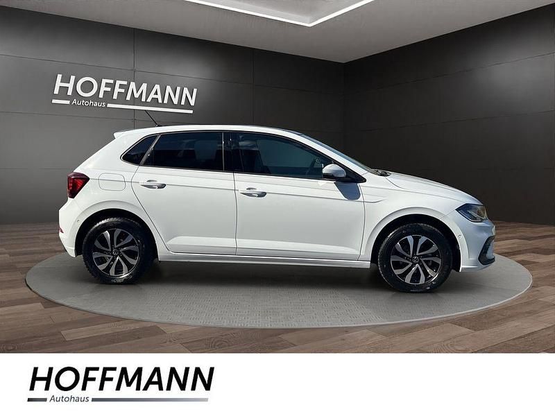 Używany VW Polo Active 80 KM (58 kW) 2023 Biały Hatchback