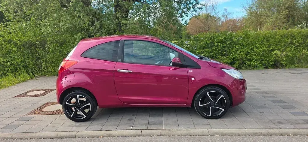 Gebraucht Ford Ka Titanium 69 PS (50 kW) 2010 Violet Kleinwagen