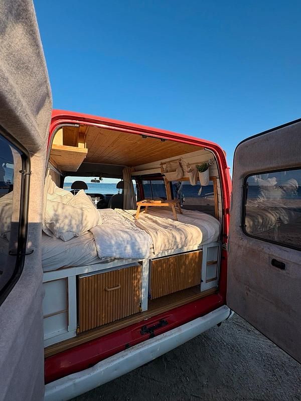 Second-hand Ford Transit 1995 Roșu Monovolum