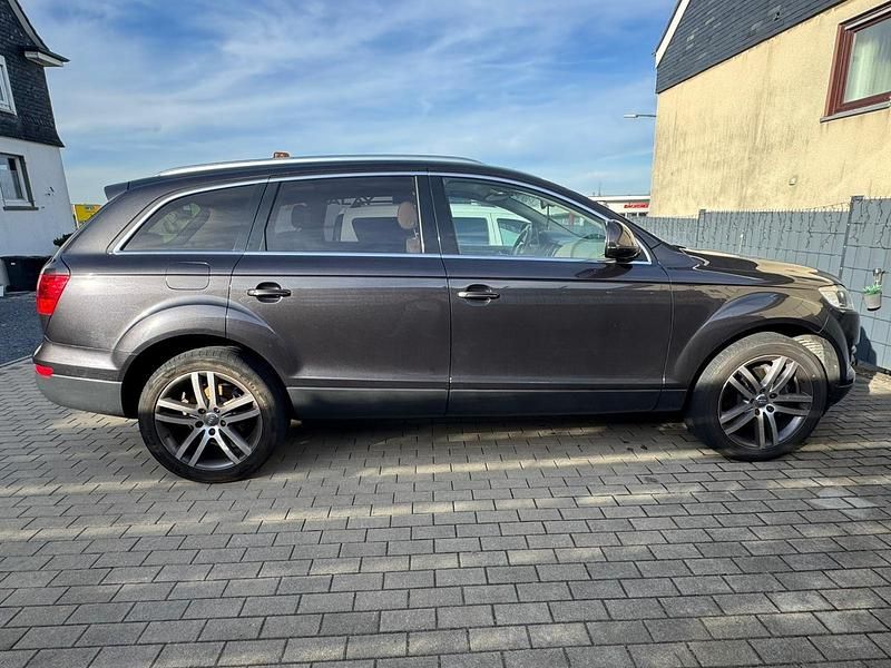 Usata Audi Q7 233 CV (171 kW) 2006 Nero SUV