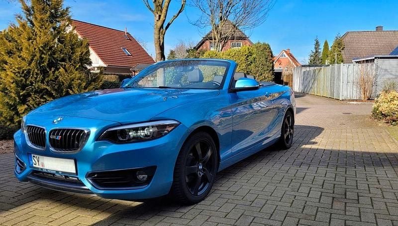 Gebraucht BMW 218 Advantage 150 PS (110 kW) 2017 Blau Cabrio