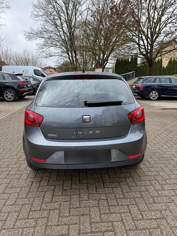 Gebraucht Seat Ibiza 69 PS (50 kW) 2012 Grau Limousine