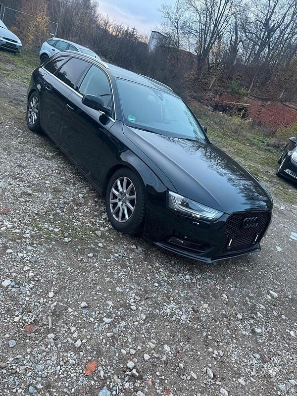 Gebraucht Audi A4 170 PS (125 kW) 2015 Schwarz Kombi