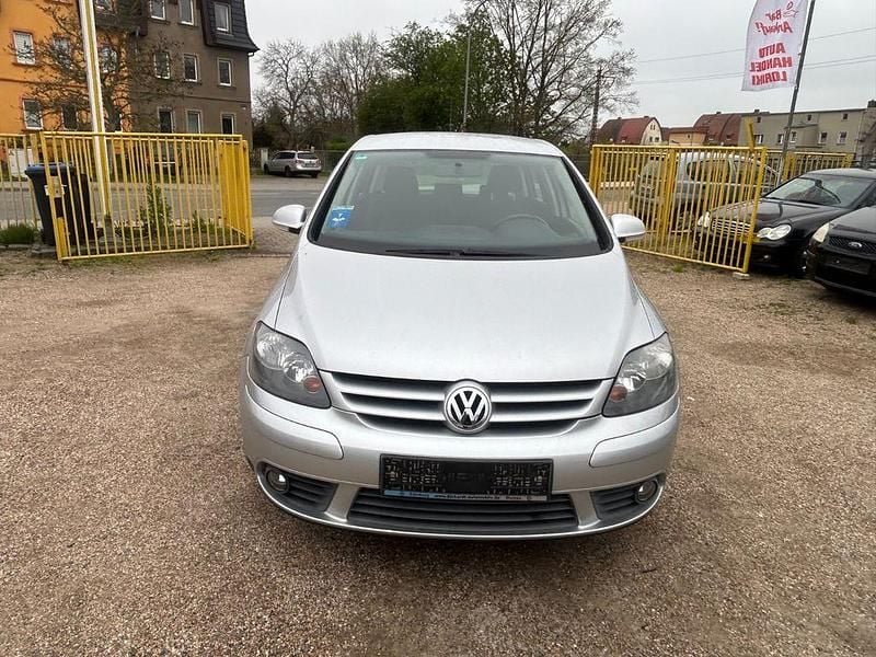 Second-hand VW Golf V 80 CP (58 kW) 2007 Argintiu Berlinǎ