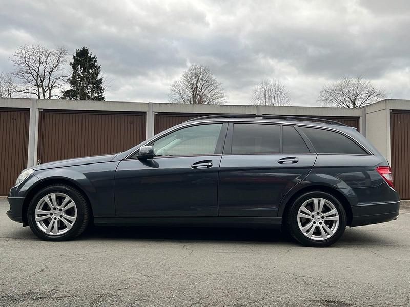 Gebraucht Mercedes C230 204 PS (150 kW) 2008 Grau Kombi
