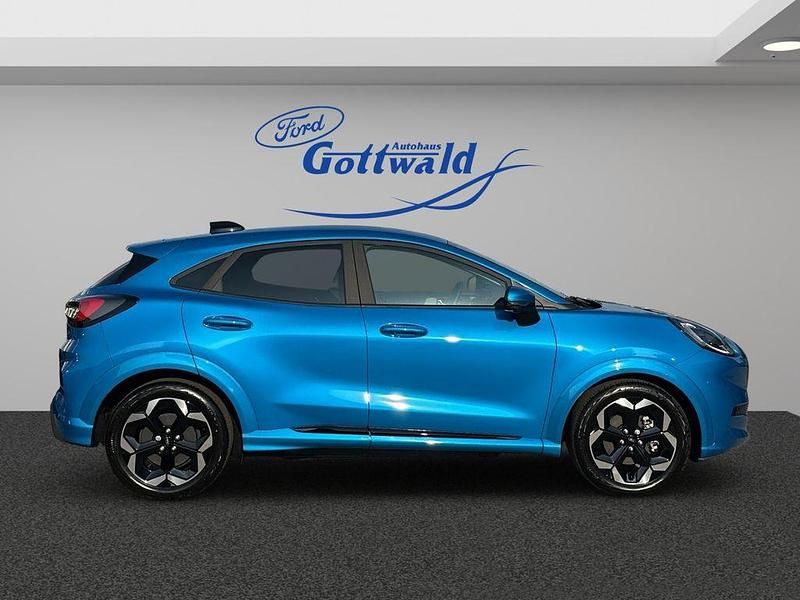 Neu Ford Puma Gen-E Premium 124 kW (169 PS) 2025 Digital aqua blue SUV