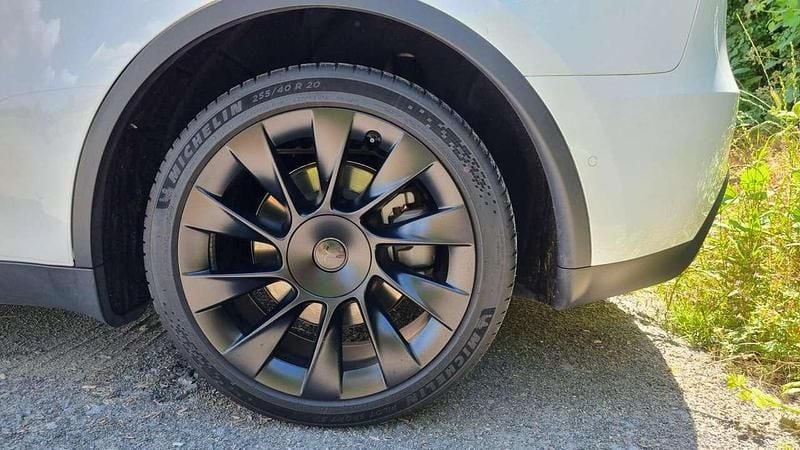 Gebraucht Tesla Model Y 378 kW (514 PS) 2022 Weiß SUV