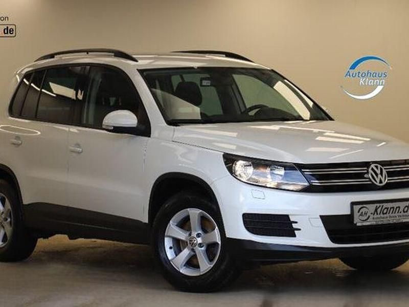 Gebraucht VW Tiguan Trendline 122 PS (89 kW) 2015 Weiß SUV