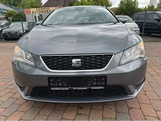 Gebraucht Seat Leon I-Tech 110 PS (80 kW) 2015 "pirineos" grau Kleinwagen