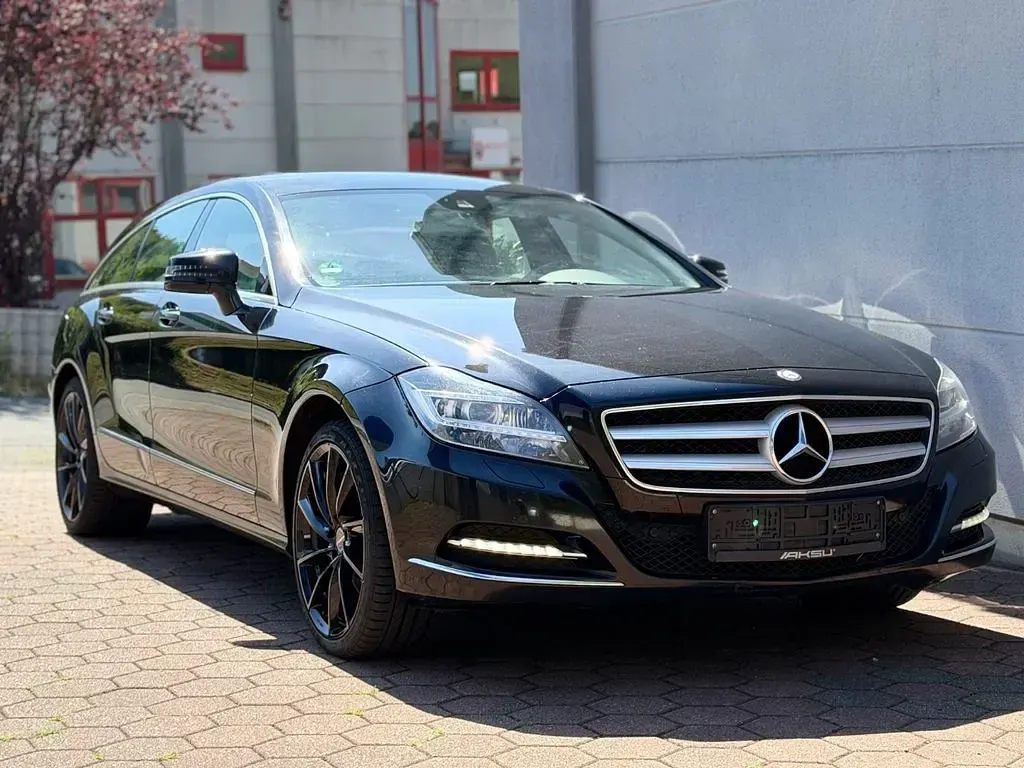 Gebraucht Mercedes CLS350 265 PS (194 kW) 2014 Schwarz Limousine