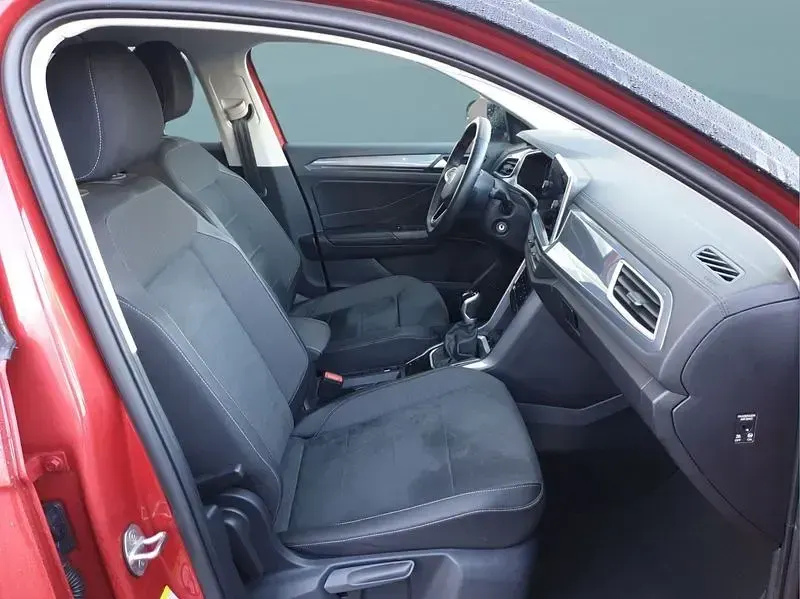Gebraucht VW T-Roc 150 PS (110 kW) 2023 Rot SUV