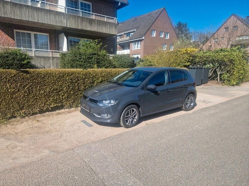 Grau Gebraucht 2016 VW Polo Allstar Kleinwagen | 8.200 € (Guter Preis) - Bild 1/4