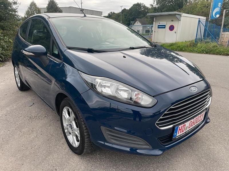 Blazer blue Gebraucht 2013 Ford Fiesta SYNC Edition Kleinwagen | 4.000 € (Guter Preis) - Bild 1/4