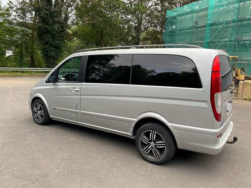 Gebraucht Mercedes Viano 150 PS (110 kW) 2006 Silber Van / Kleinbus