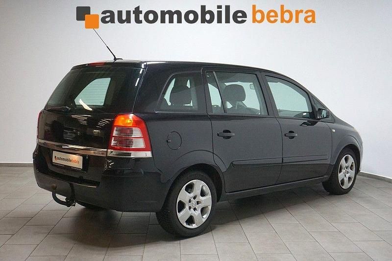 Gebraucht Opel Zafira 150 PS (110 kW) 2008 Schwarz Van / Kleinbus