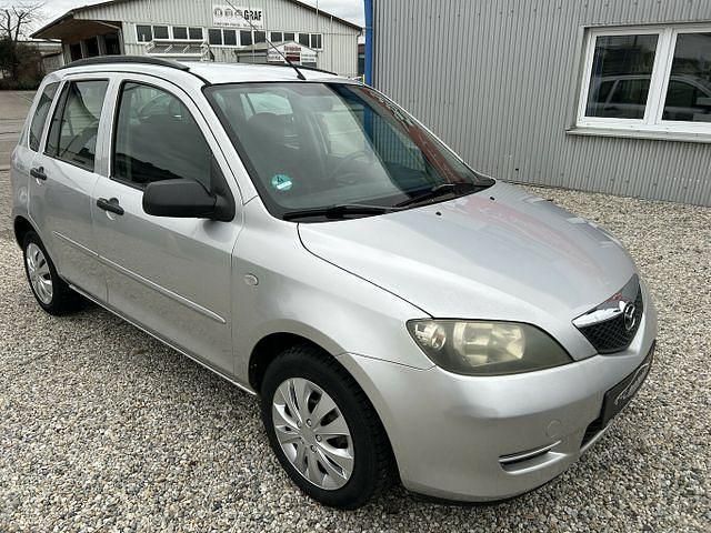 Gebraucht Mazda 2 Comfort 75 PS (55 kW) 2004 Silber Van / Kleinbus
